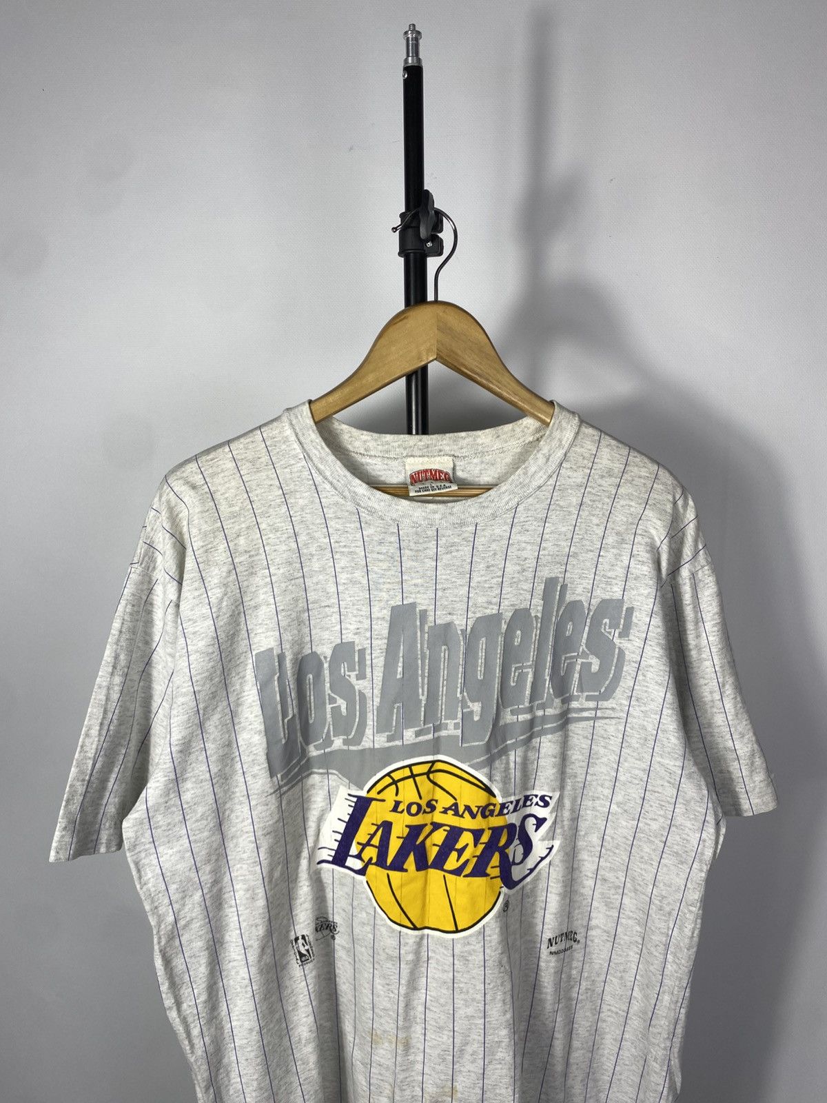 NBA × Vintage Vintage 90s Single Stitch LA Lakers NBA Basketball T-Shirt Size US L / EU 52-54 / 3 - 2 Thumbnail