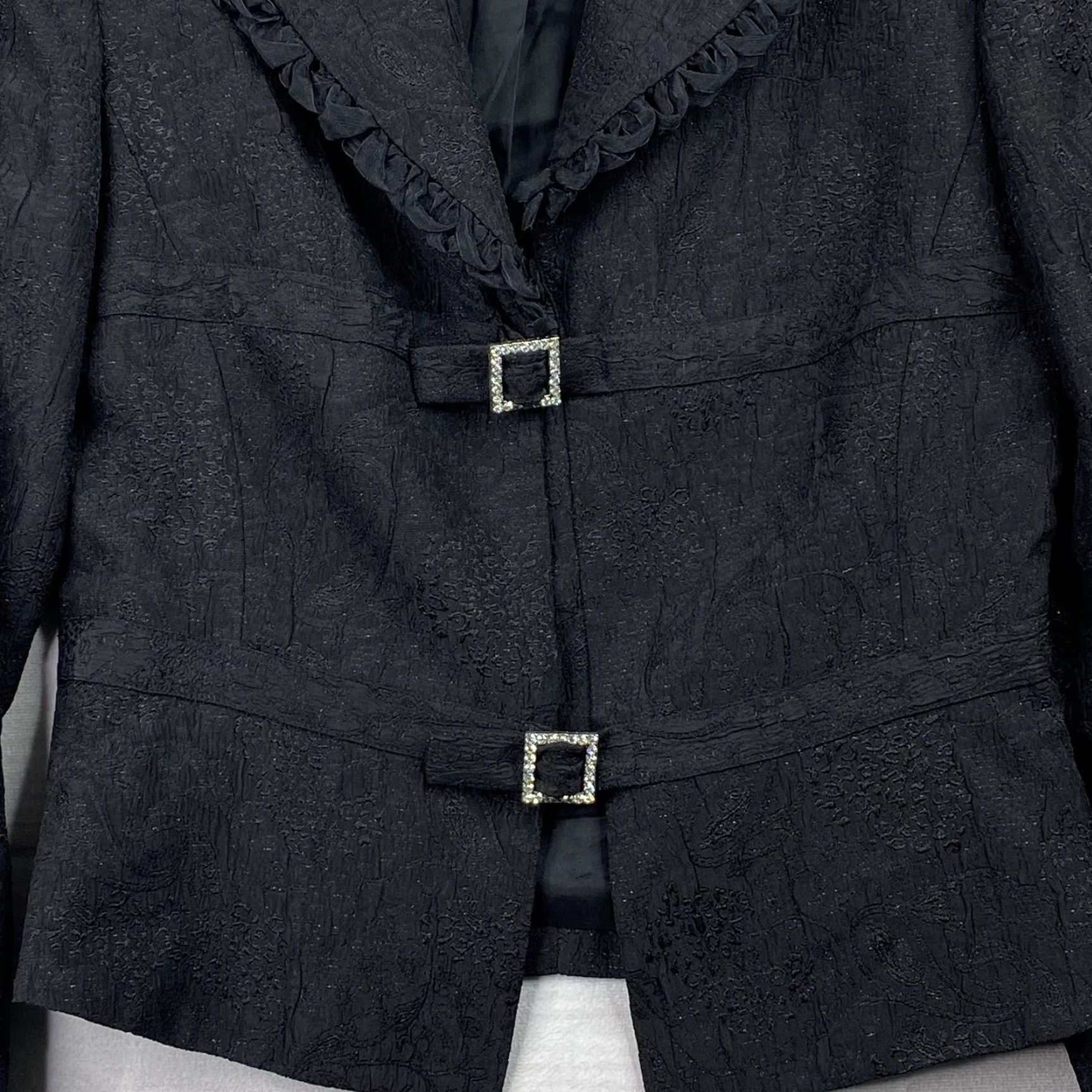 Vintage VINTAGE Spiegel Blazer Womens 4 Black Metallic Textured Lined Ruffled Trim Y2K 90s Blazer Womens 4 Black Size S / US 4 / IT 40 - 2 Thumbnail