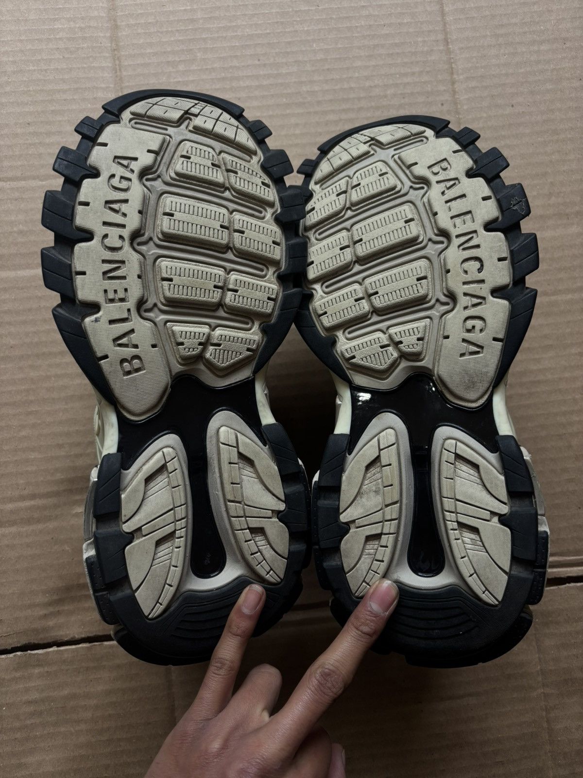 Balenciaga Balenciaga Track2 Size US 7 / EU 40 - 8 Thumbnail