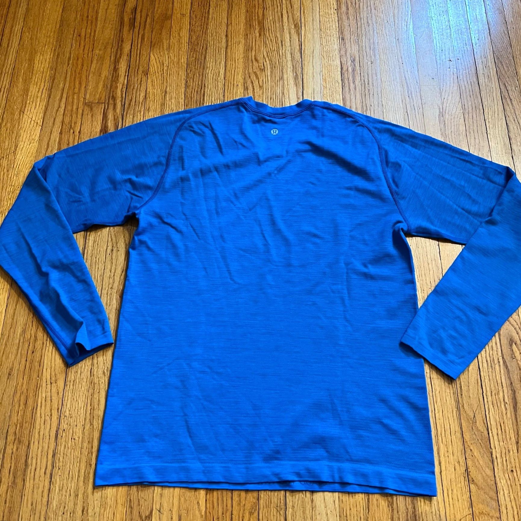 Lululemon Lululemon Long Sleeve Performance Shirt Men Medium Blue Tech Stretch Crew Size US M / EU 48-50 / 2 - 4 Thumbnail