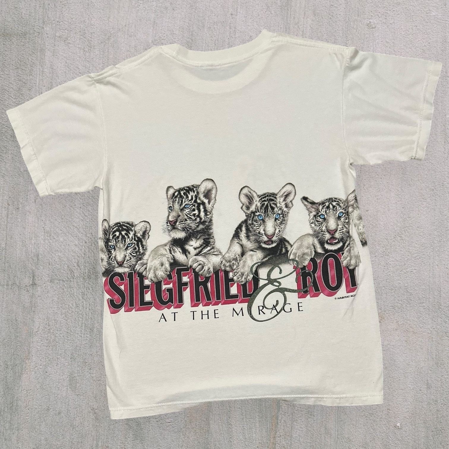 Vintage Sigfried and Roy at the mirage Size US L / EU 52-54 / 3 - 2 Thumbnail