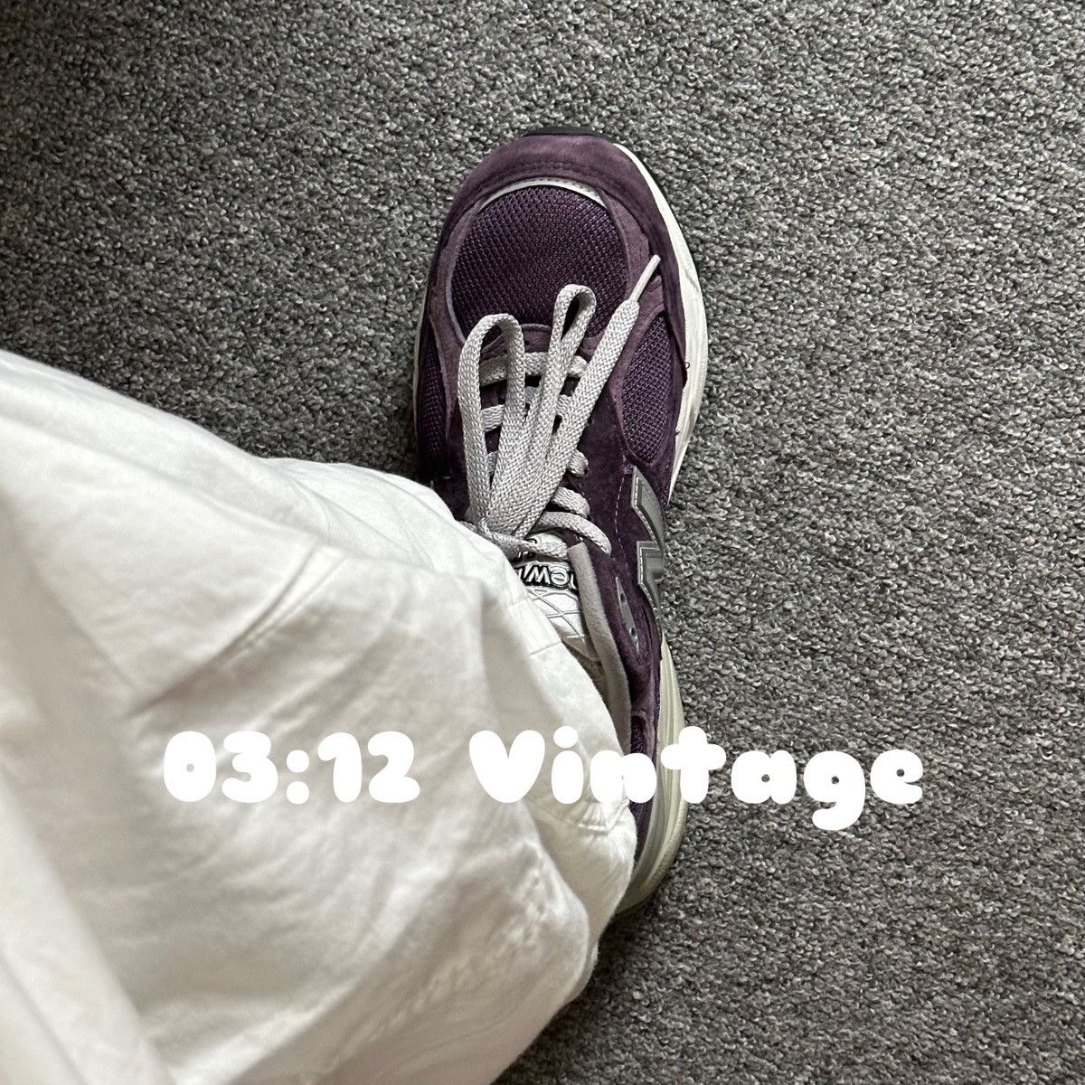 New Balance New Balance 990V3 Friends&Family Limited Size US 7 / EU 40 - 2 Thumbnail
