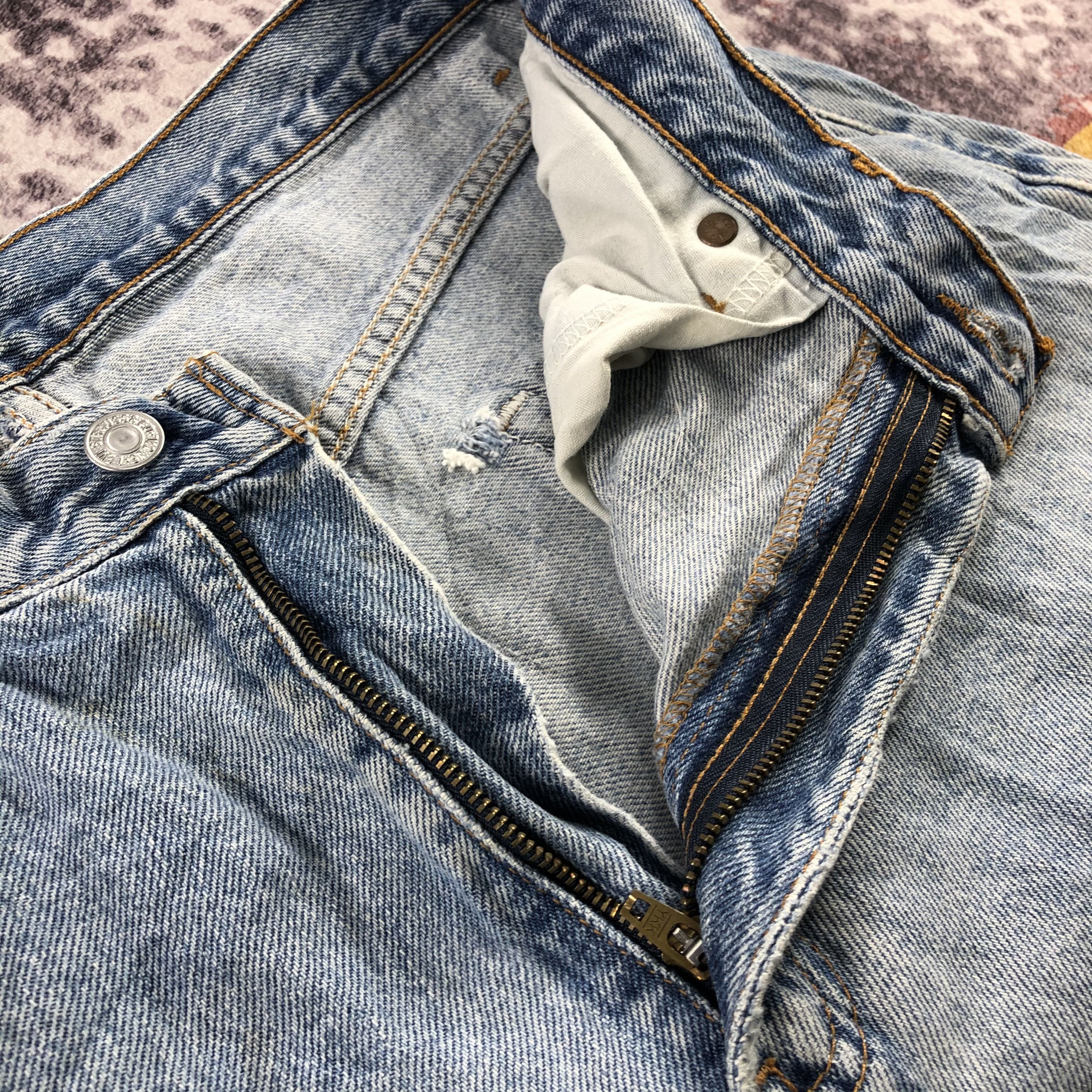 Levi's × Vintage 90s Vintage Blue Wash Levis 550 Jeans-JM2966 Size US 34 / EU 50 - 13 Thumbnail