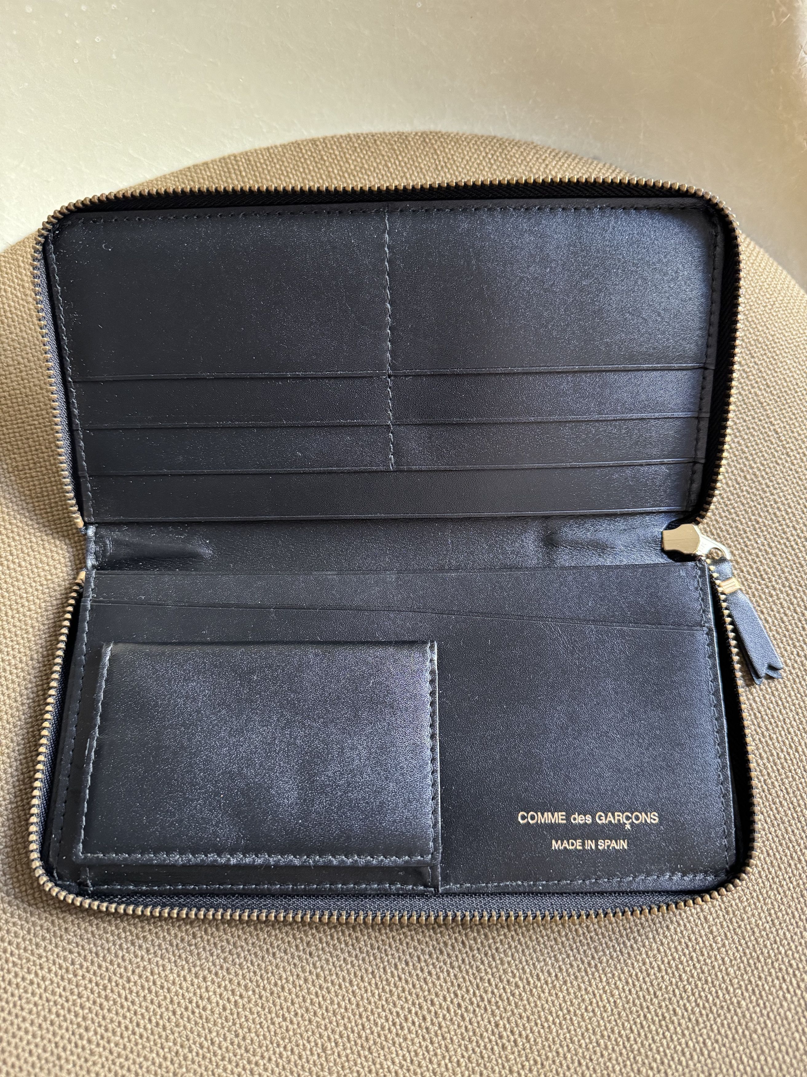 Comme des Garcons Comme Des Garcons Wallet Zip-Aournd-BLACK-NEW!!! Size ONE SIZE - 1 Thumbnail