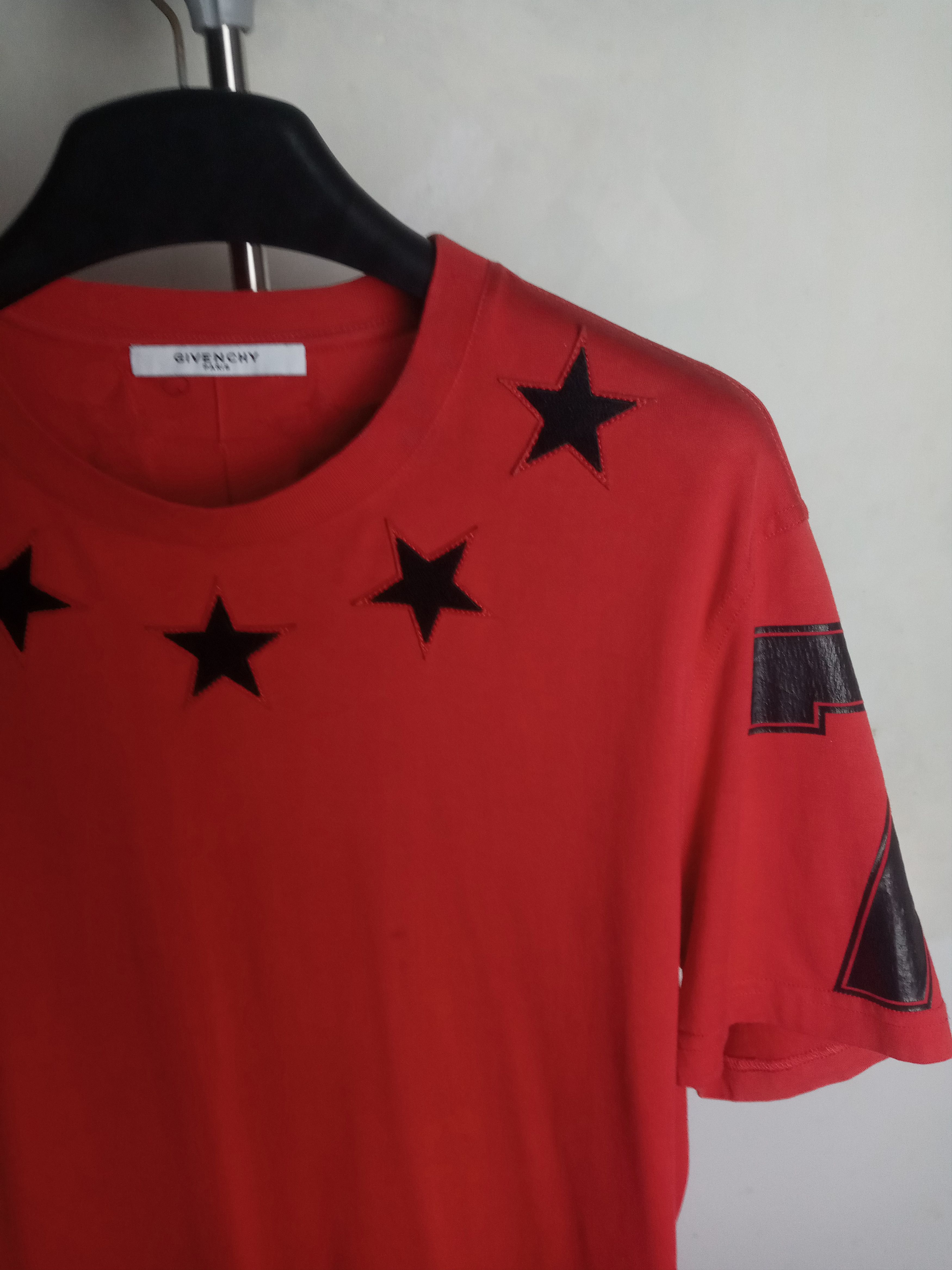 Givenchy Givenchy Red 47 Stars Print T medium Size US M / EU 48-50 / 2 - 3 Thumbnail