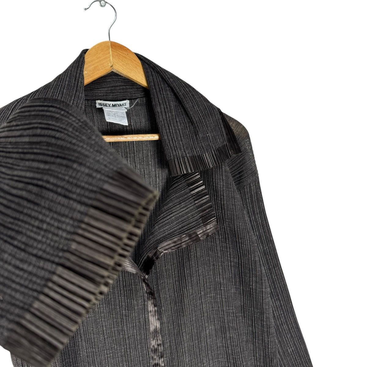 Issey Miyake ☀️ISSEY MIYAKE PLEATS CARDIGAN SWEATER Size M / US 6-8 / IT 42-44 - 7 Thumbnail