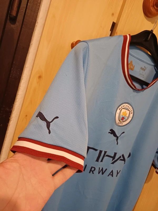 Puma Puma Manchester City 2022/23 home jersey Size US M / EU 48-50 / 2 - 5 Thumbnail