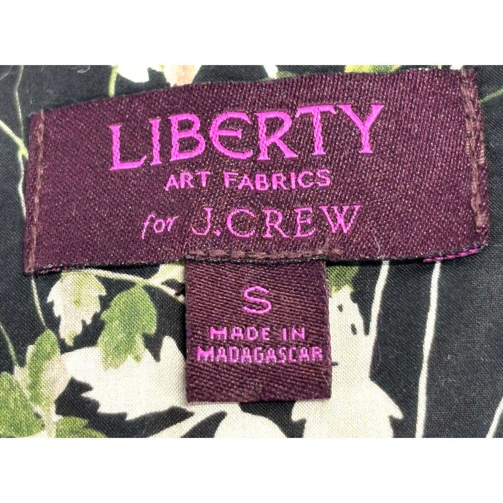 Vintage J Crew I. Crew X Liberty Of London Floral Point Sur Peasant Top Blouse Women’s S Black Cottage Size S / US 4 / IT 40 - 7 Thumbnail