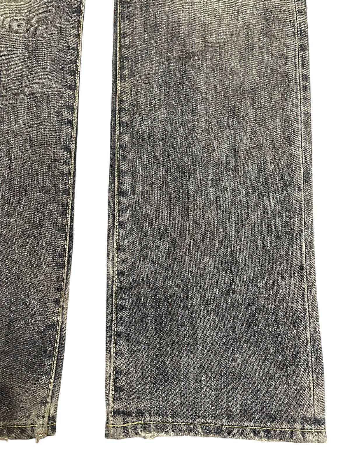 Uniqlo Vintage Japanese Uniqlo Mud Faded Wash Distress Style Jeans Size US 34 / EU 50 - 8 Thumbnail