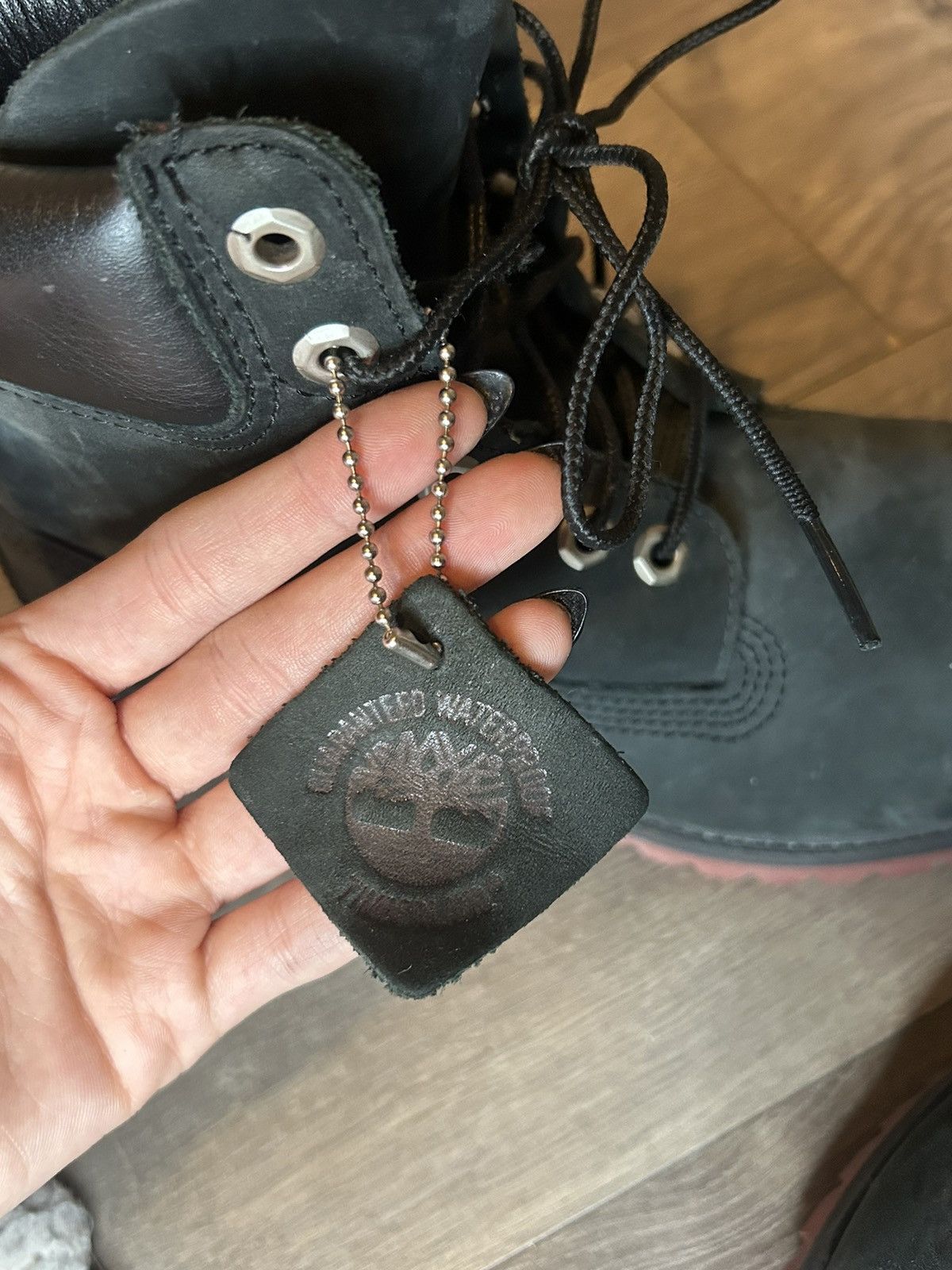 Timberland timberland 6 inch black+red sole boots Size US 7 / EU 40 - 3 Thumbnail