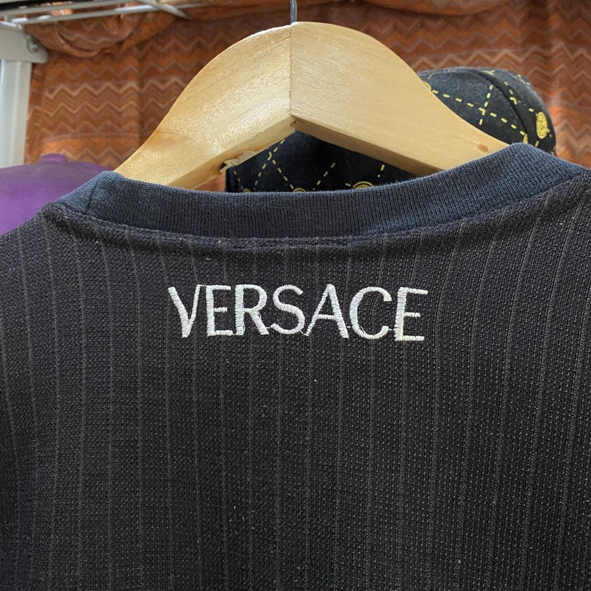 Versace Jeans Couture VINTAGE‼️Versace Jeans Couture Cotton Knit Longsleeve Shirts Size US L / EU 52-54 / 3 - 6 Thumbnail