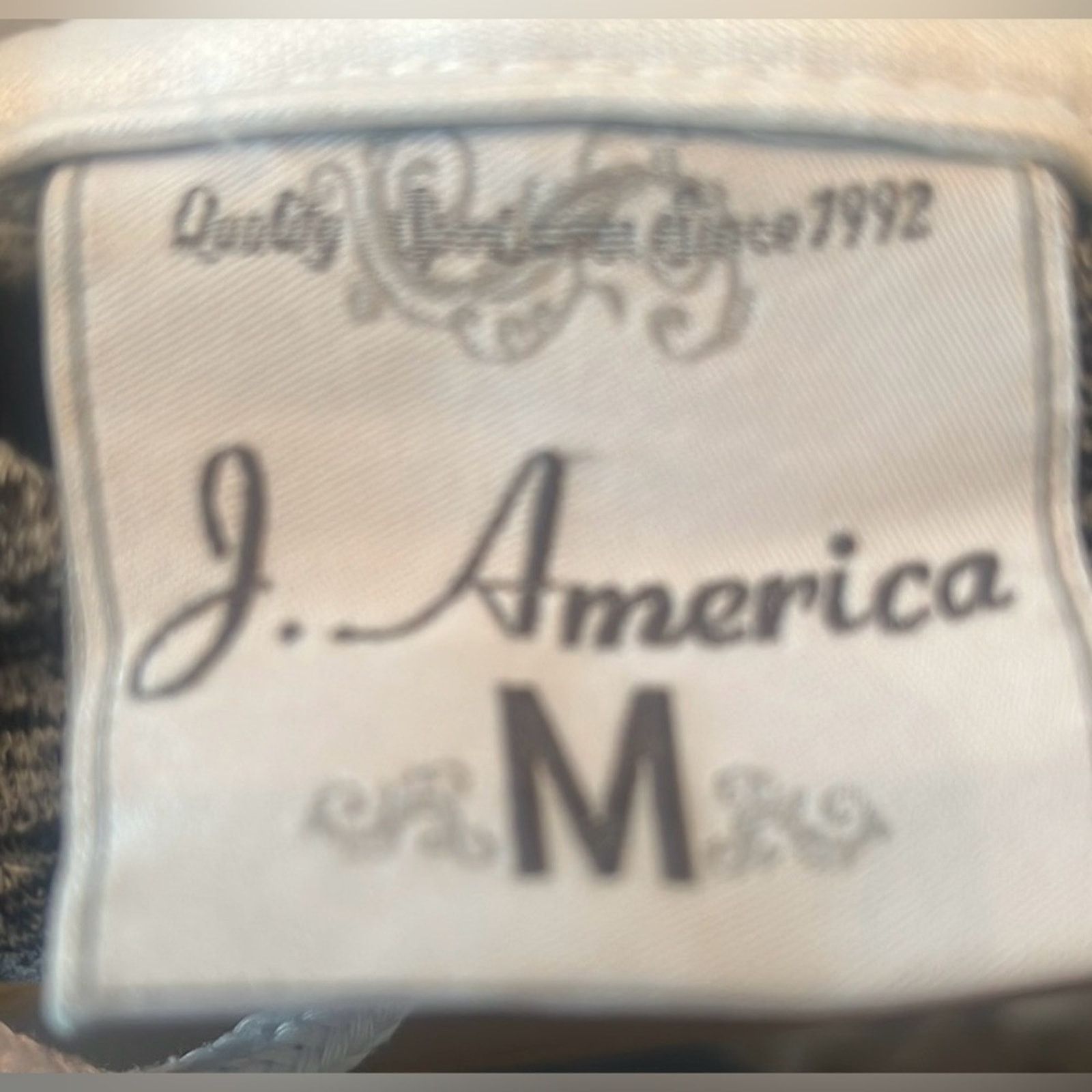 J. America J. America pullover hoodie, size medium Size M / US 6-8 / IT 42-44 - 5 Thumbnail