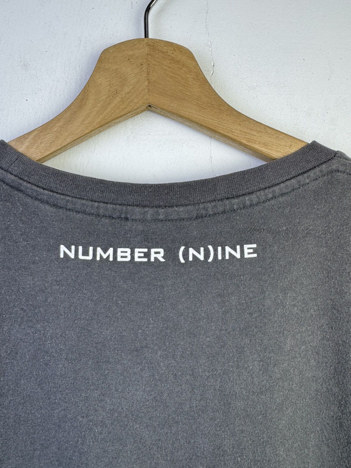 Number (N)ine vintage Number (N)ine x Marlboro moon design T-shirt in grey Size US L / EU 52-54 / 3 - 8 Thumbnail
