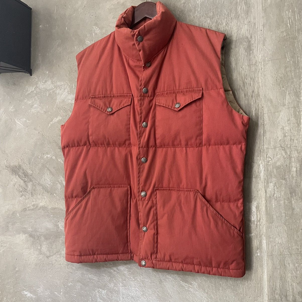 The North Face × Vintage Vintage The North Face Outdoor Vest Goose Down Terracotta Size US M / EU 48-50 / 2 - 4 Thumbnail