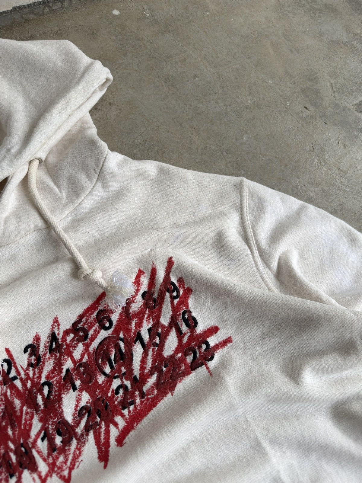 Maison Margiela Maison margiela scribble logo print hoodie Size US XL / EU 56 / 4 - 7 Thumbnail
