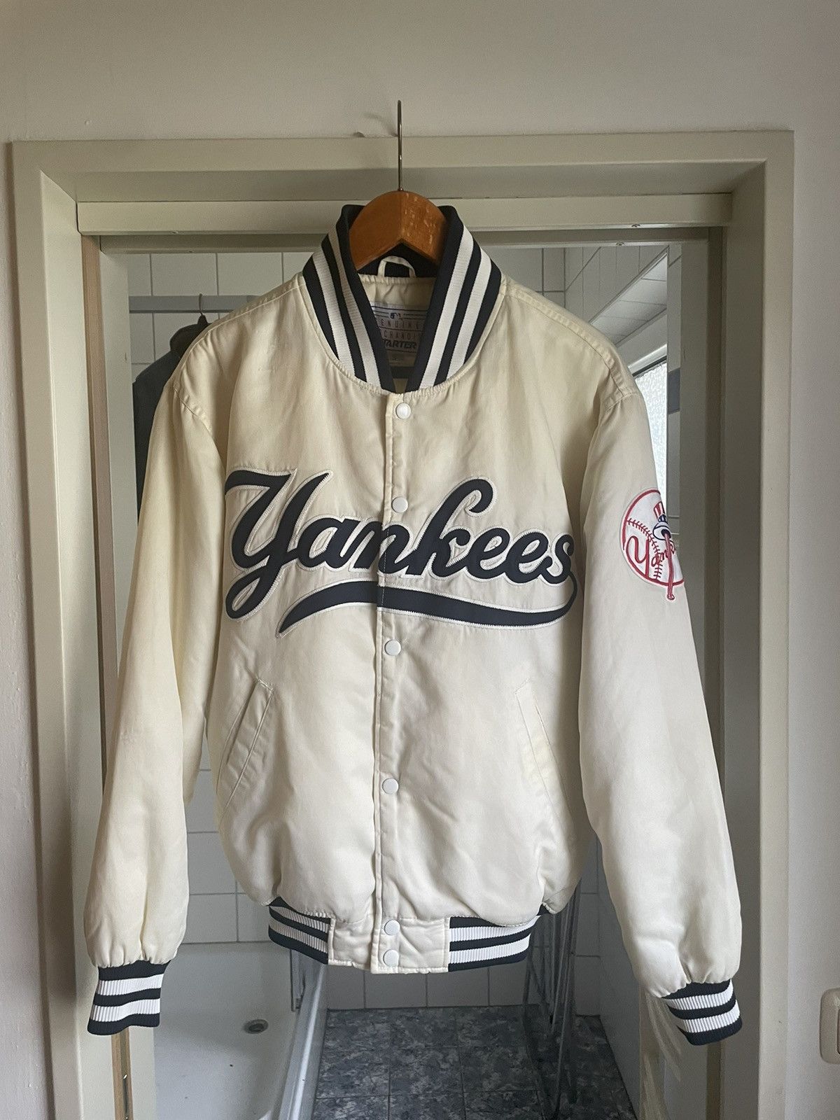 image of New York Yankees x Vintage Yankees New York Starter Bomber Jacket Korea in Navy/White (Size Small)