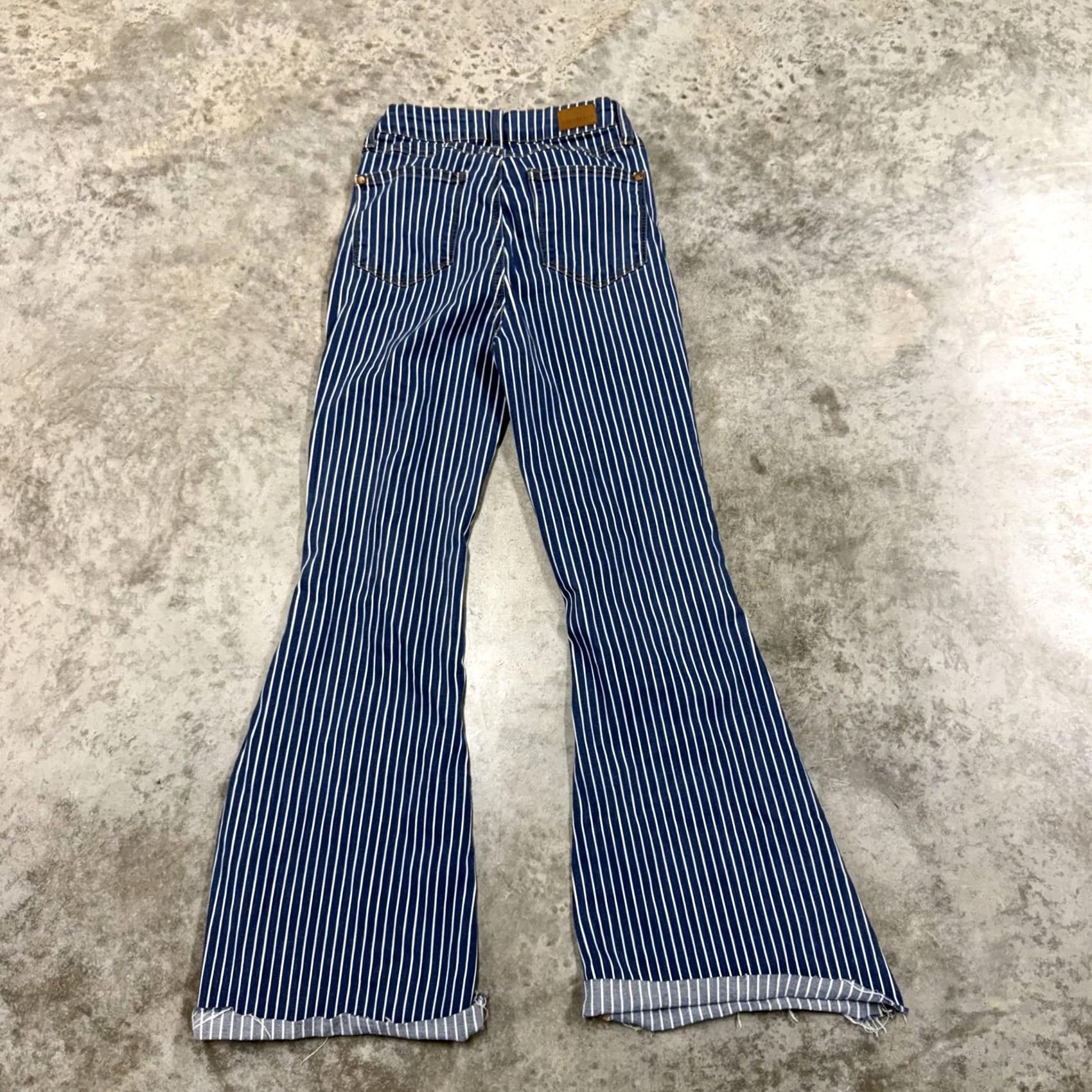 Vintage Judy Blue Jeans Womens 0/24 Blue Stripe Mid Rise Flared Distressed 24x33 Jeans Size 25" / US 0 / IT 36 - 6 Thumbnail