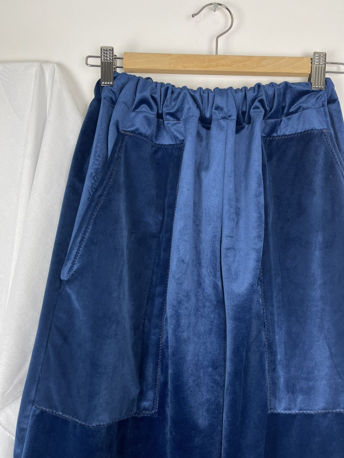 Chorley Blue velvet wide leg baggy lounge pants sample Size US 34 / EU 50 - 2 Thumbnail