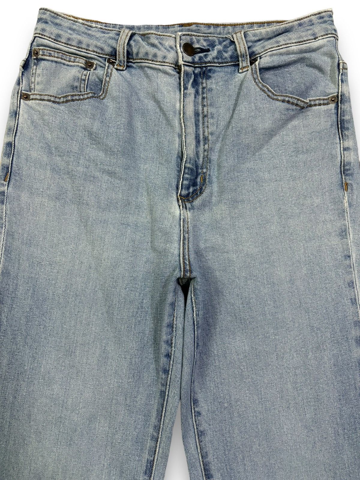 GU × Undercover Japanese Brand GU Blue Washed Flare Bell Bottom Jeans Size US 28 / EU 44 - 3 Thumbnail