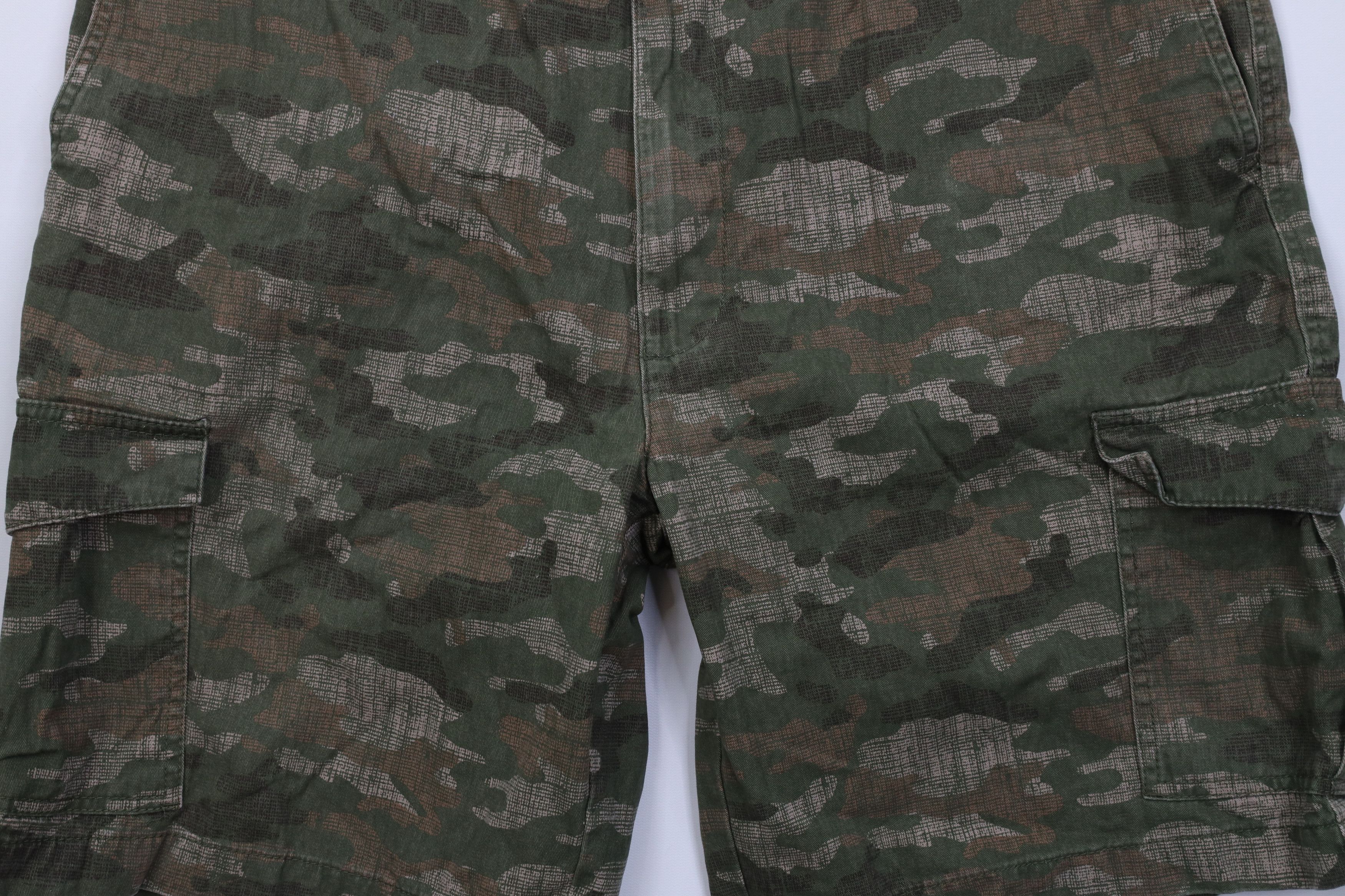 Vintage Vintage Y2K Streetwear Faded Camouflage Cargo Shorts Cotton Size US 40 / EU 56 - 3 Thumbnail