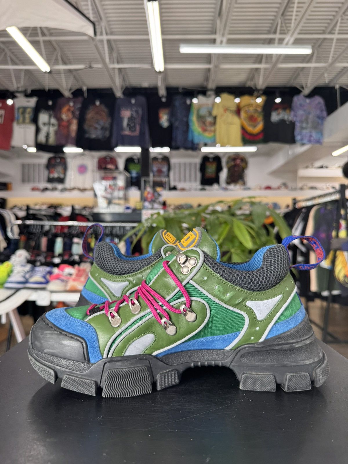 Gucci Gucci Flashtrek Green Blue Size 6.5 (2023) Size US 6.5 / EU 39-40 - 4 Thumbnail