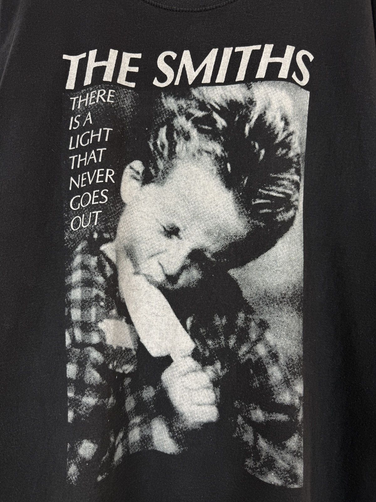 Band Tees The Smiths There Is A Light That Never Goes Out Graphic Tee Size US XXL / EU 58 / 5 - 4 Thumbnail