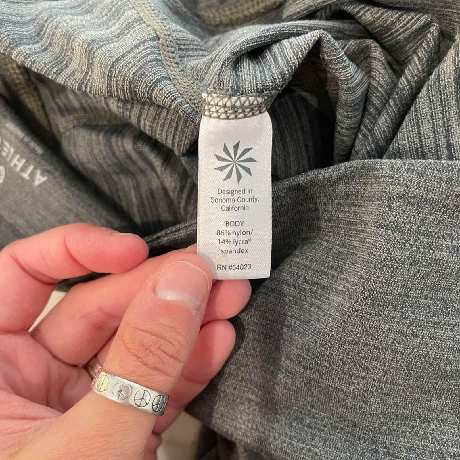Athleta Athleta Chaturanga HighRise Tight Gray Leggings Womens Small Size 27" / US 4 / IT 40 - 4 Thumbnail