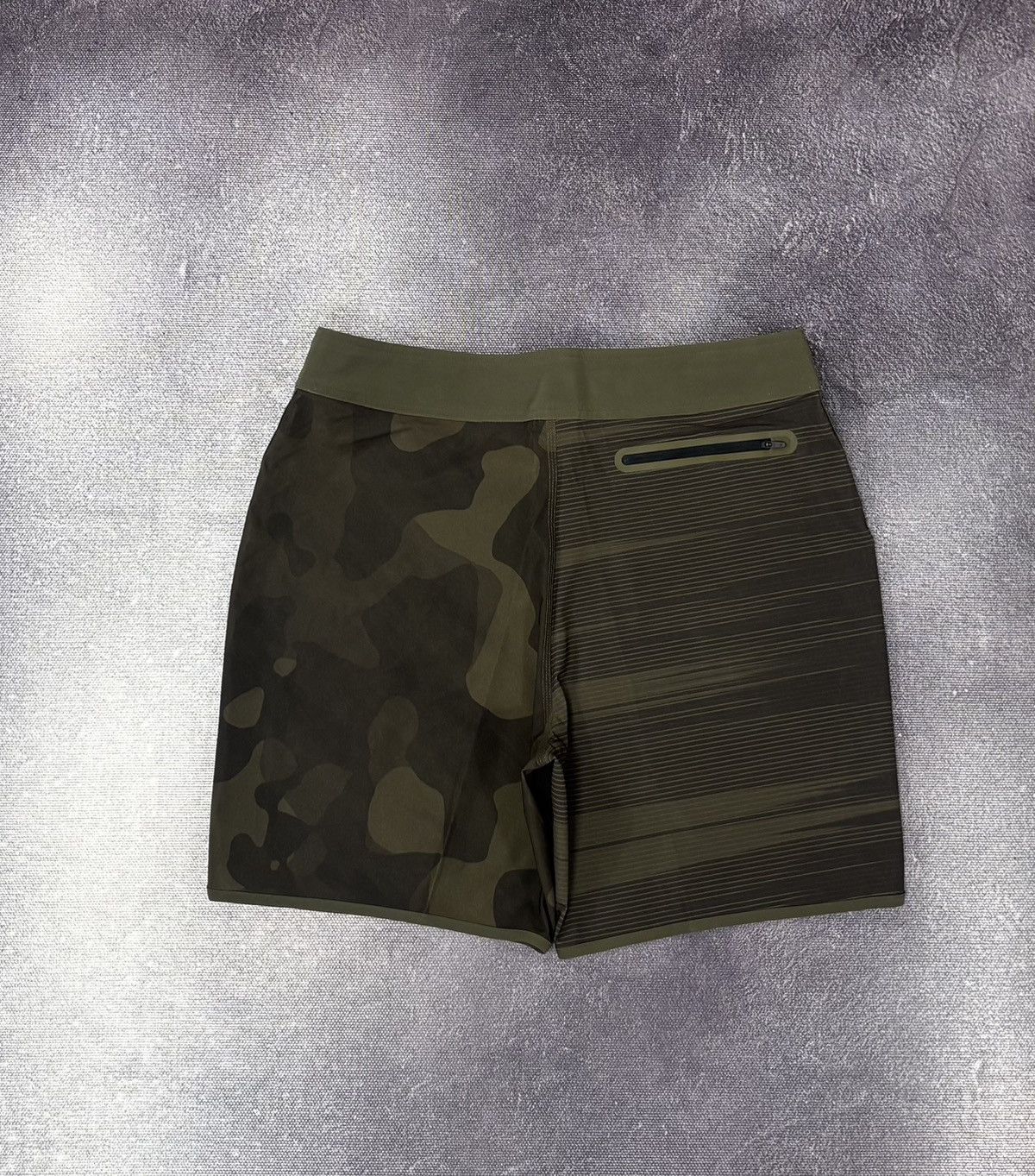 Oakley Oakley Utah Camo Mash 19" NWT Men’s Board Shorts Size US 36 / EU 52 - 15 Thumbnail