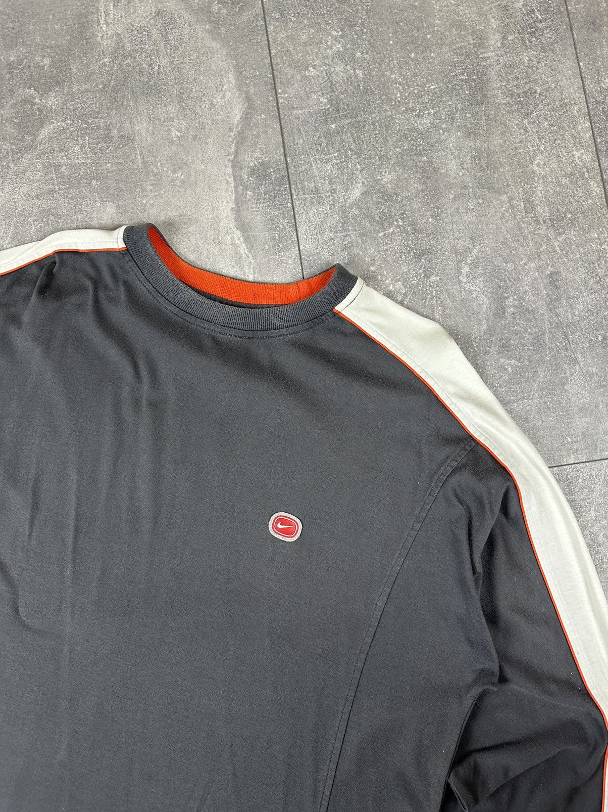 Nike Nike CorTez 727 Vintage Silver Small Swoosh Logo Long Sleeve Size US XL / EU 56 / 4 - 8 Thumbnail