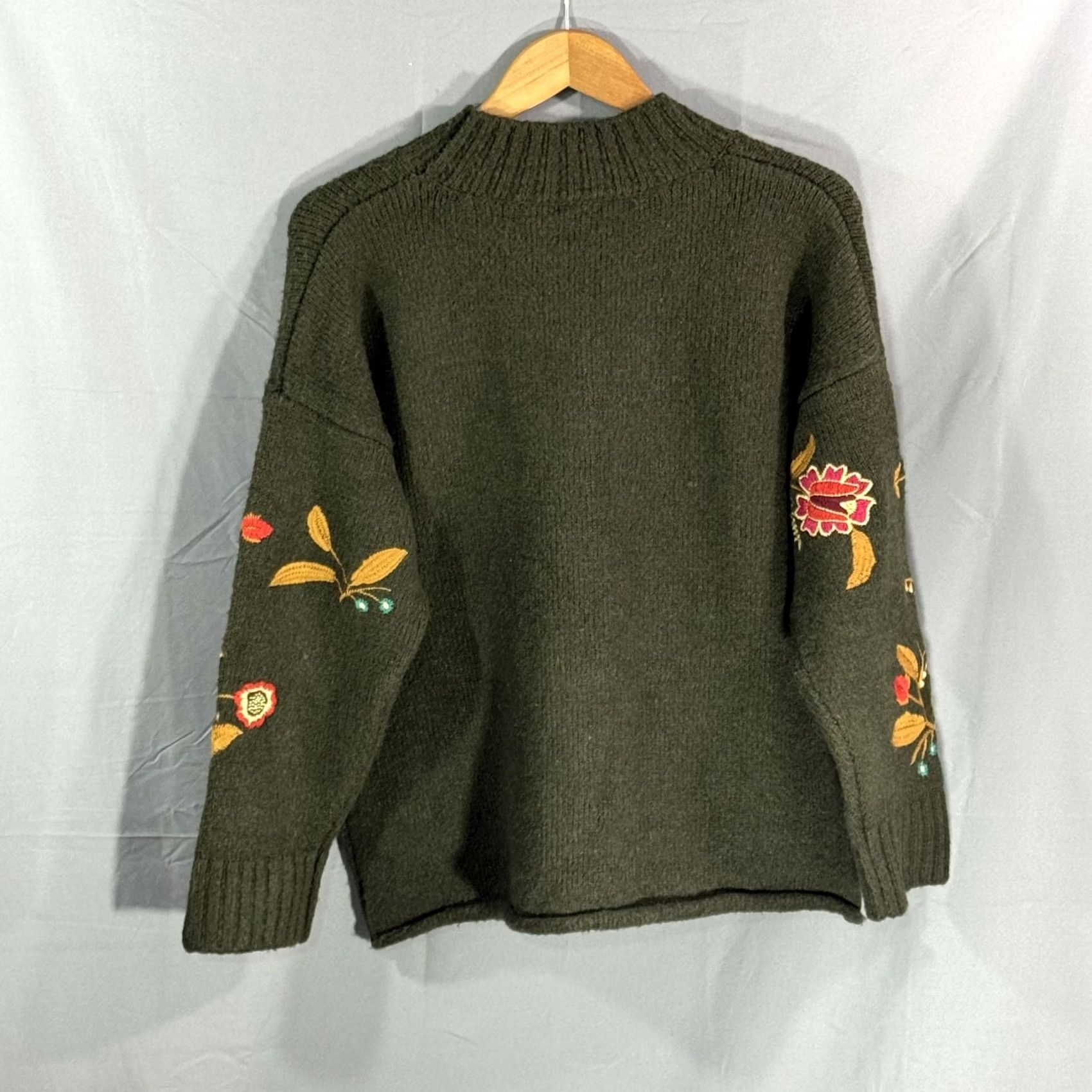 Vintage Cliche' Sweater Womens Large Floral Embroidered Pullover Boho Knit Wool Blend Size L / US 10 / IT 46 - 2 Thumbnail