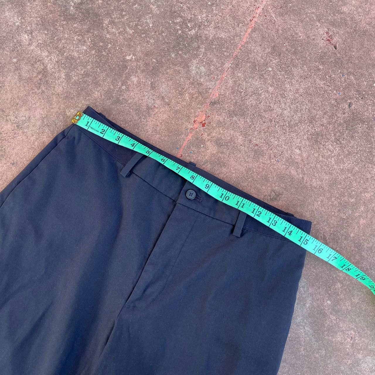 Uniqlo ⭐️SALE⭐️[M] UNIQLO TROUSER PANTS AIRISM NAVY Size US 32 / EU 48 - 2 Thumbnail