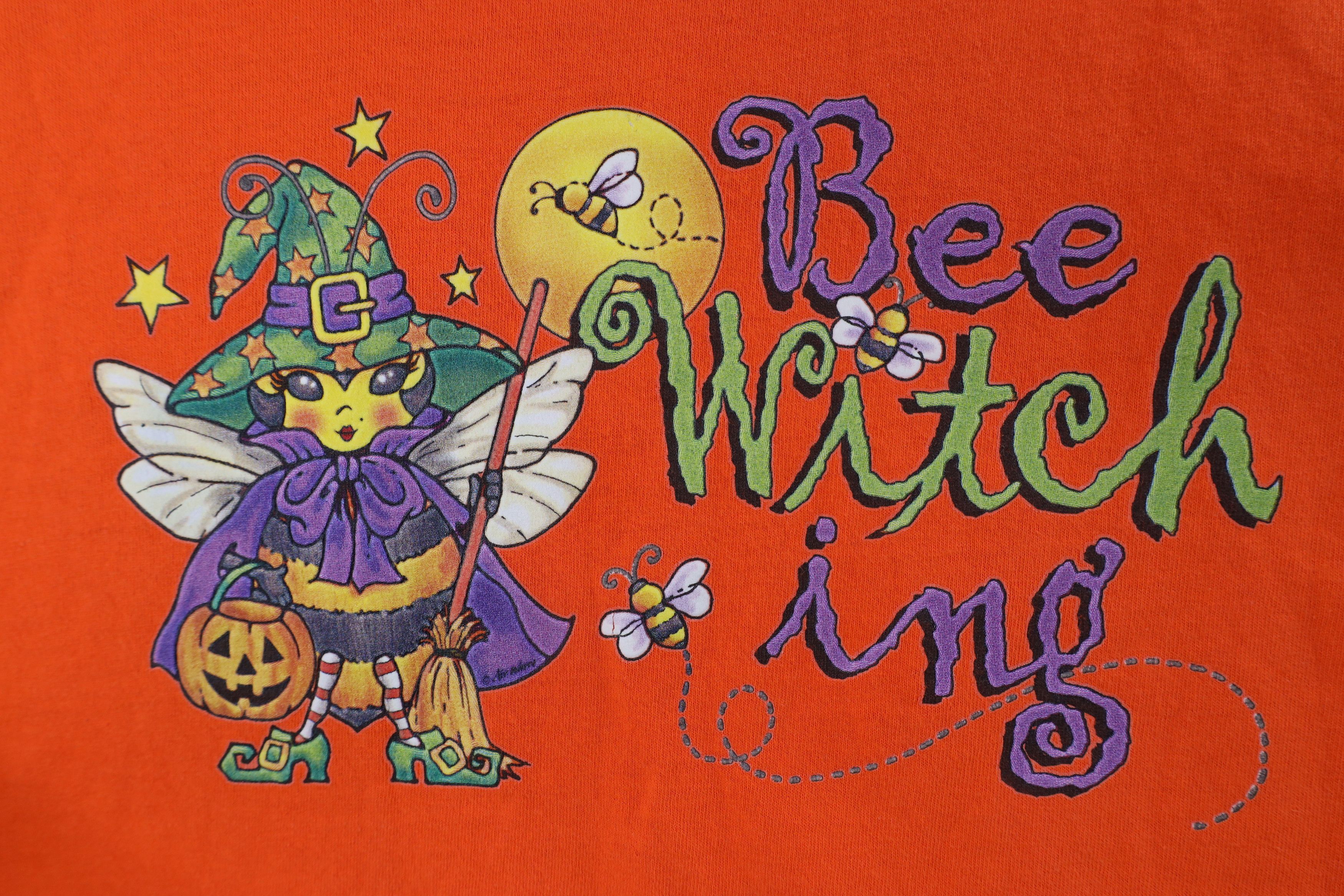 Vintage Vintage 90s Streetwear Halloween Bee Witching T-Shirt Orange Size L / US 10 / IT 46 - 4 Thumbnail