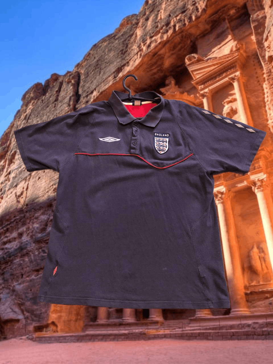 Umbro Vintage Jerseys Umbro Polo Y2K T-Shirt logo England Size US L / EU 52-54 / 3 - 1 Thumbnail
