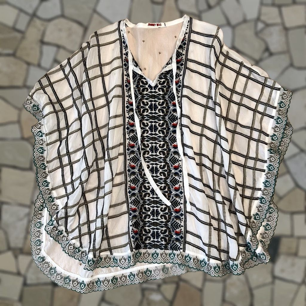 Johnny Was Johnny Was Tunic Womens XS White Cherpas Embroidered Gray Poncho Women Size XS / US 0-2 / IT 36-38 - 1 Thumbnail