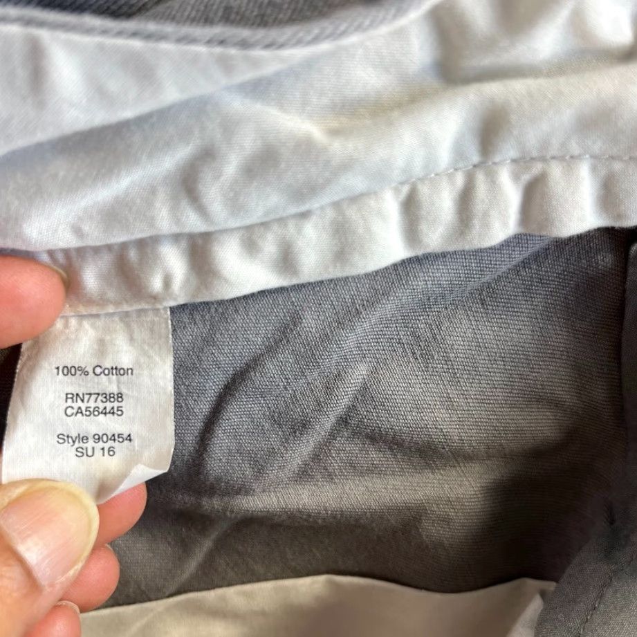 J.Crew J. Crew Gramercy Shorts Mens 34 Gray Chino Flat Front Twill Outdoor Beach 9" Inseam Size US 34 / EU 50 - 6 Thumbnail