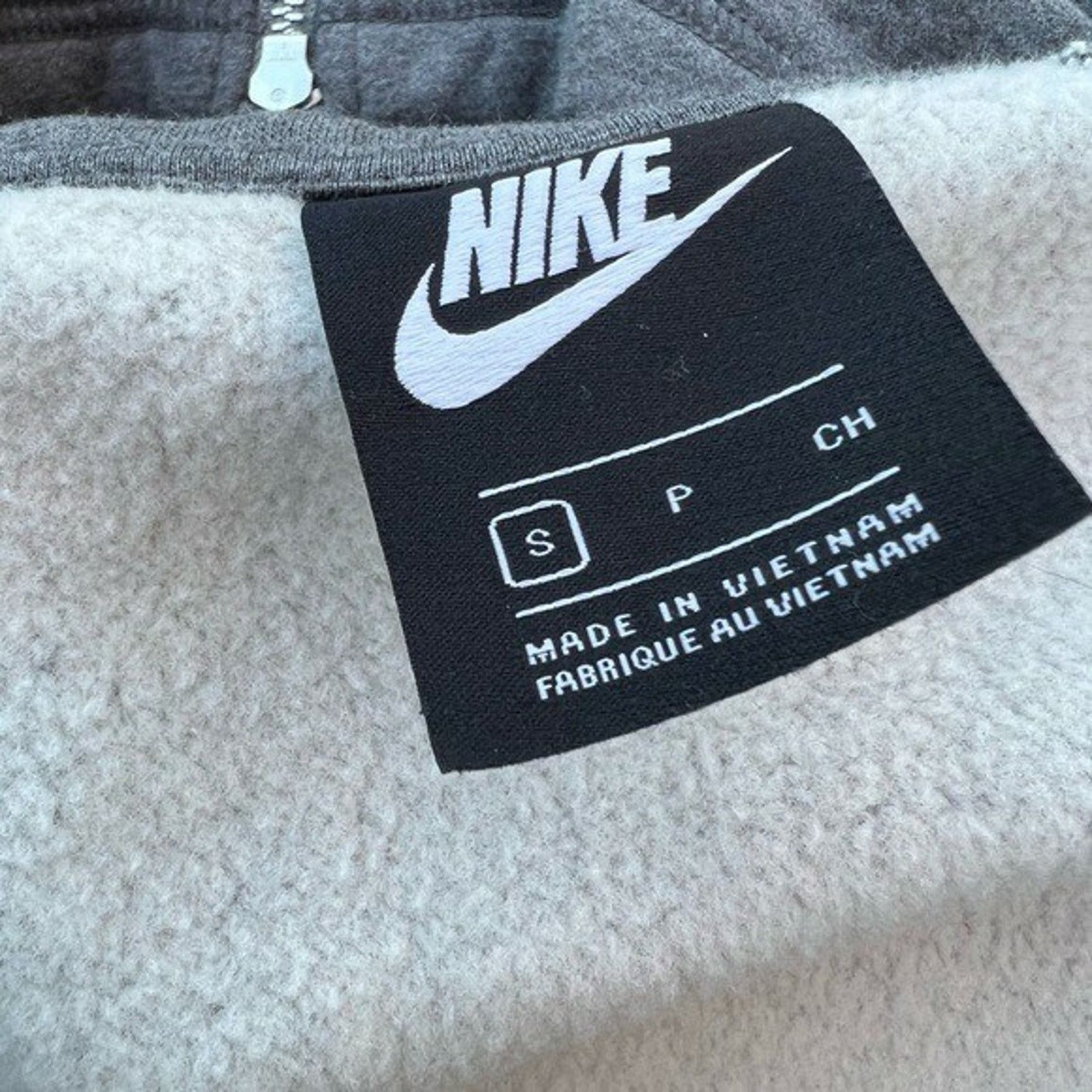 Nike Nike Women's Grey Cropped French Terry Top size S A000236 Size S / US 4 / IT 40 - 9 Thumbnail