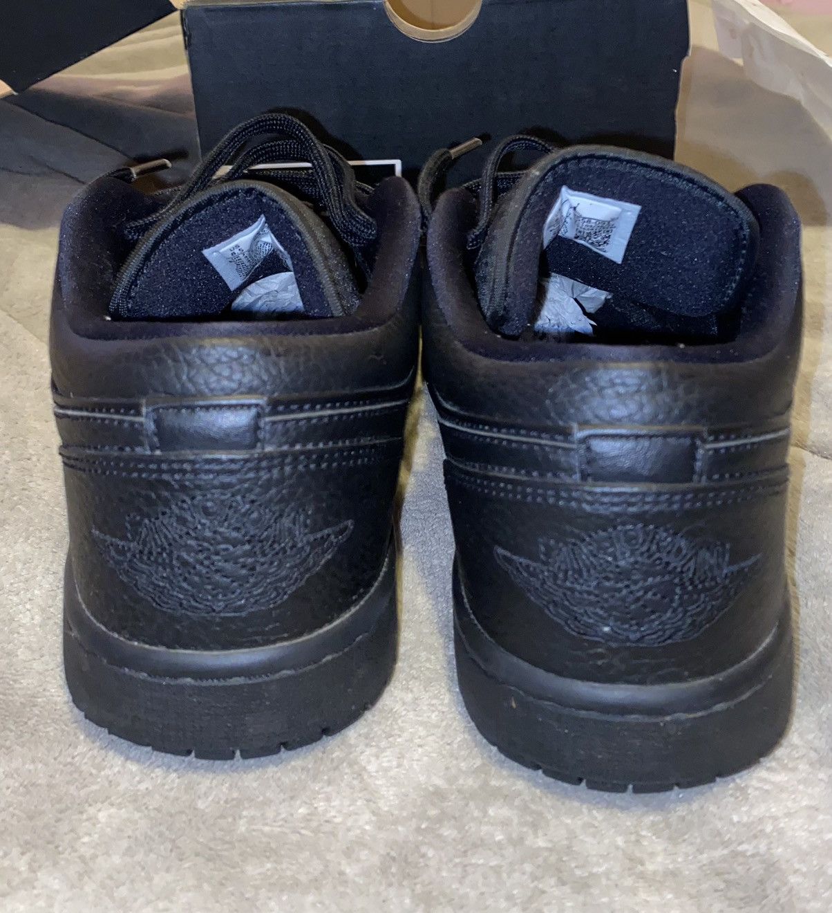Jordan Brand × Nike Air Jordan 1 Low Triple Black Size US 8.5 / EU 41-42 - 7 Thumbnail