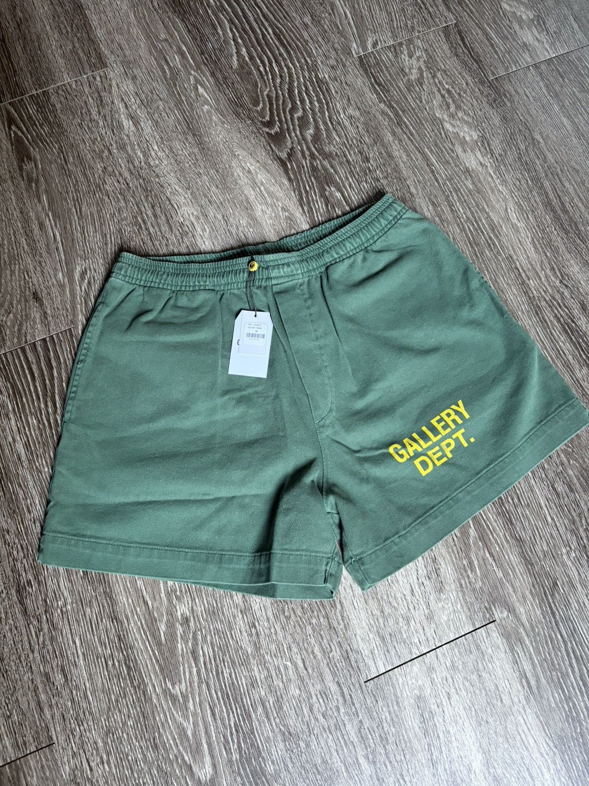 Gallery Dept. Gallery Dept. Green Zuma Shorts Size US 31 - 1 Thumbnail
