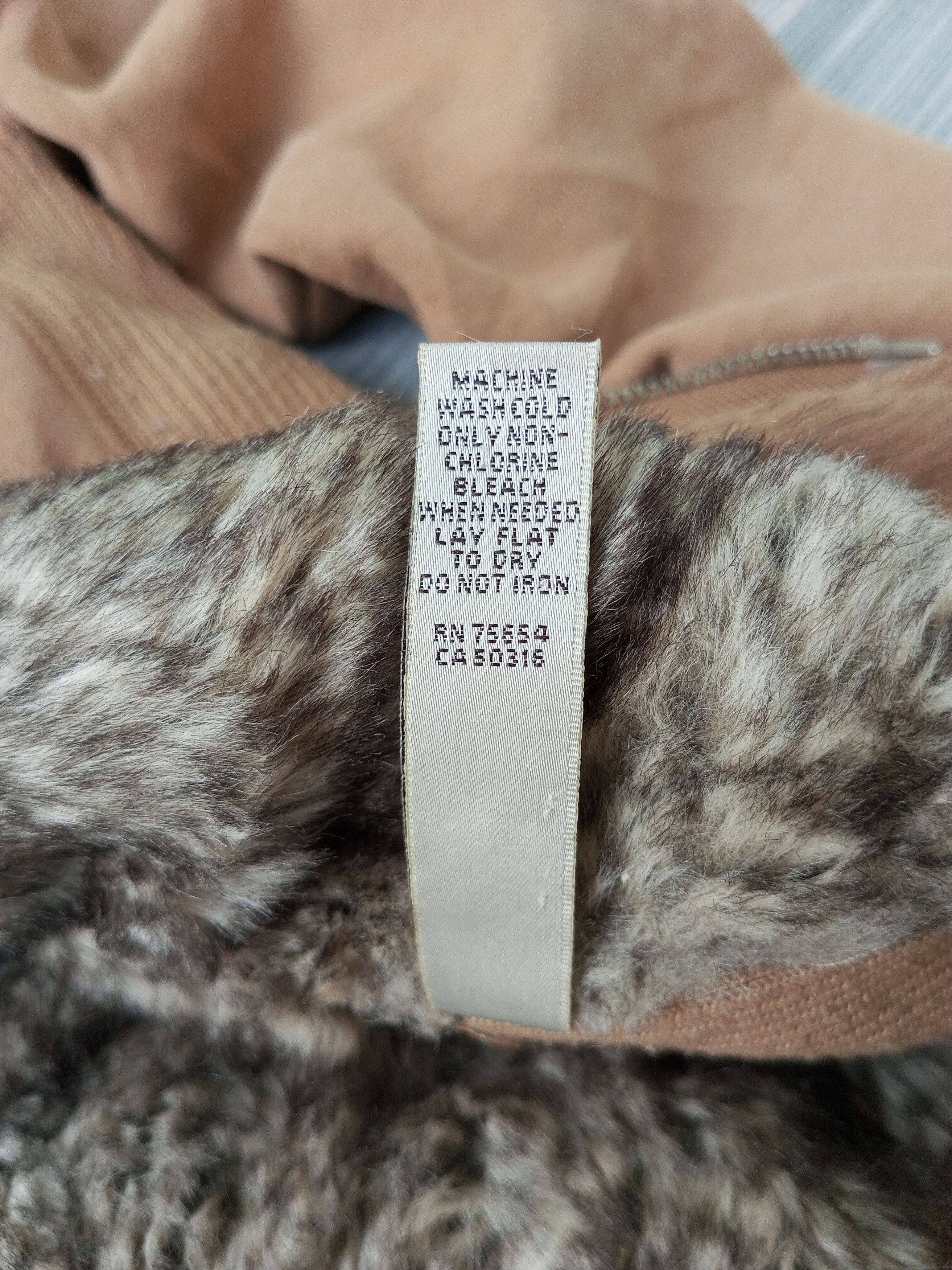 Abercrombie & Fitch Abercrombie & Fitch Fur Hood Zip Up Jacket Size US S / EU 44-46 / 1 - 9 Thumbnail