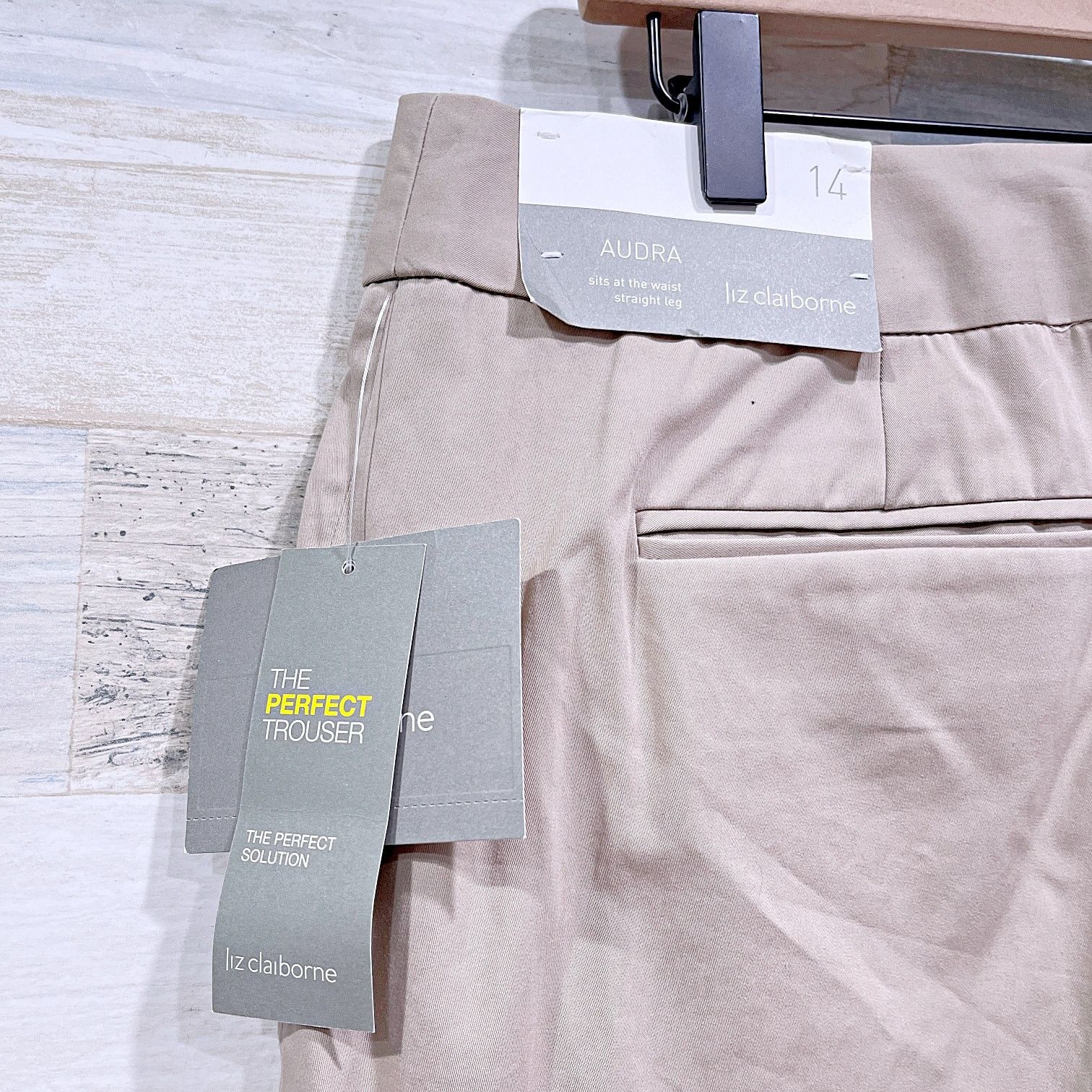 Other Liz Claiborne Audra Chino Pants Beige Straight Leg Womens 14 Size 36" / US 14 / IT 50 - 6 Thumbnail