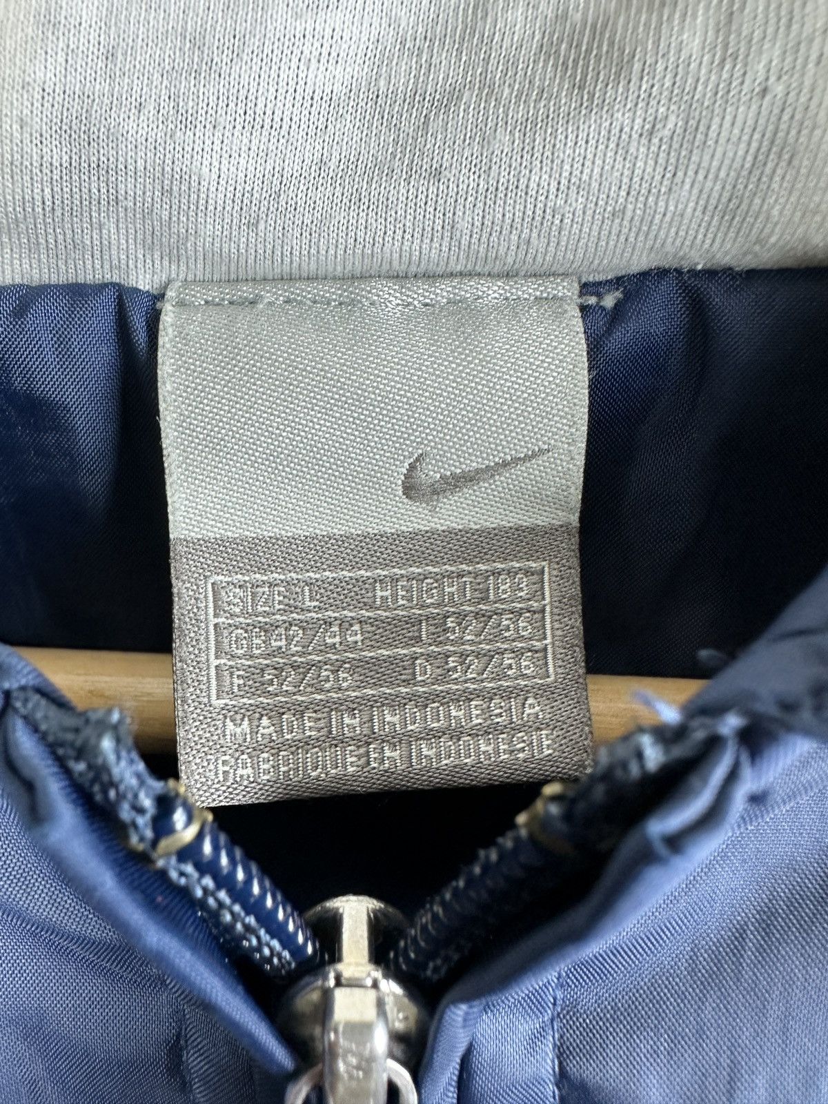 Nike × Vintage Vintage Nike 2000s silver tag navy track vest jacket Size US L / EU 52-54 / 3 - 5 Thumbnail