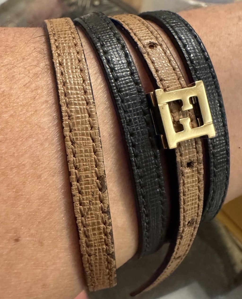 Fendi Fendi Reversible Leather Wrap Choker Necklace 2 tone Size ONE SIZE - 4 Thumbnail