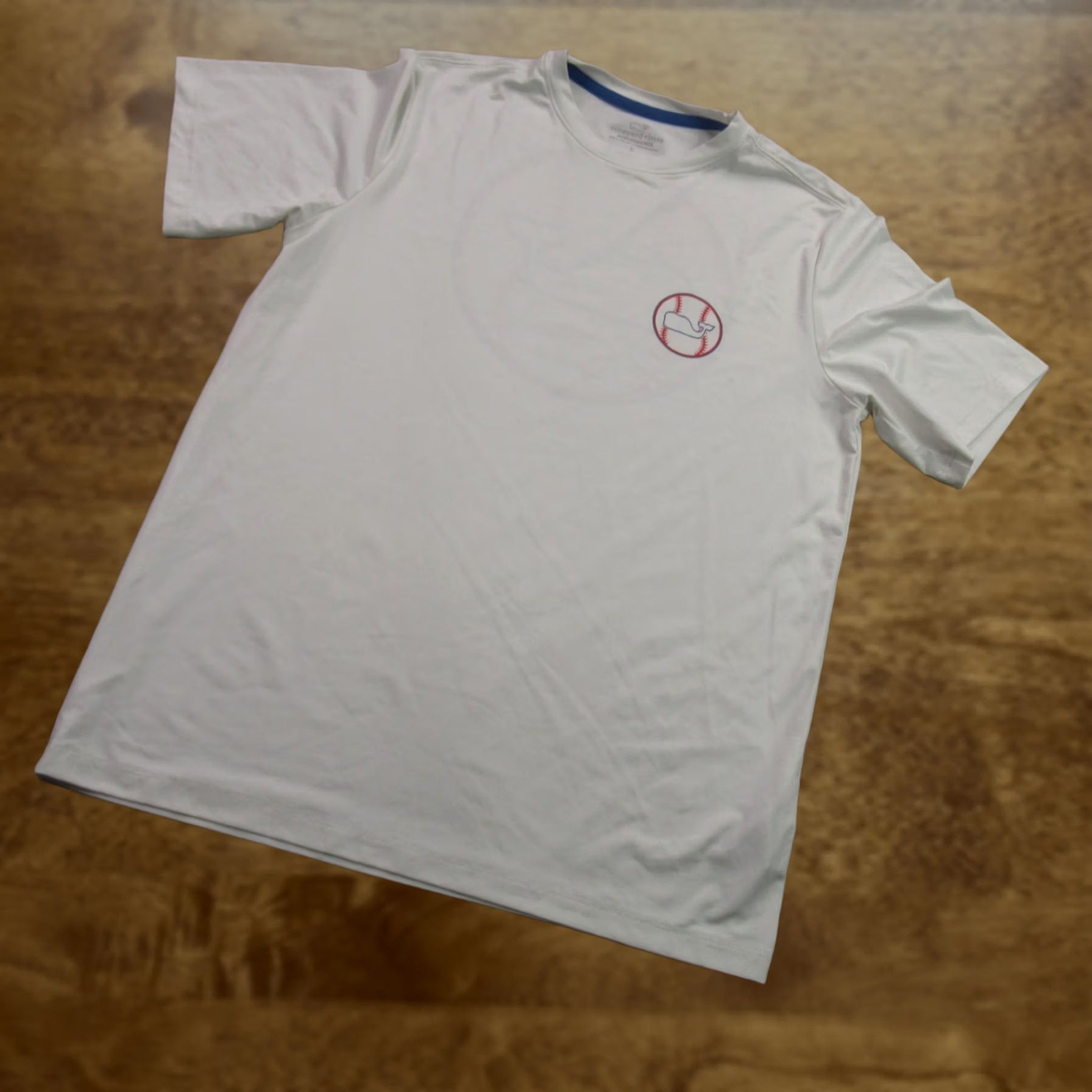 Vineyard Vines Vineyard Vines Shirt Mens Large Short Sleeve Crew Neck Performance White Size US L / EU 52-54 / 3 - 1 Thumbnail