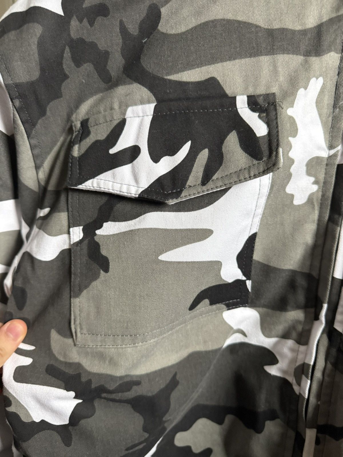 Kim Krueger Kim Krueger 1/50 Camo Bomber Size US L / EU 52-54 / 3 - 4 Thumbnail
