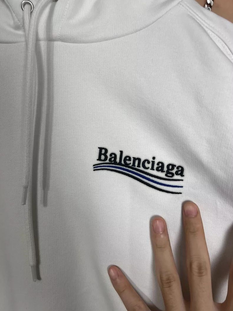 Balenciaga Balenciaga Coke standard meter white embroidery logo L cod Size US L / EU 52-54 / 3 - 4 Thumbnail