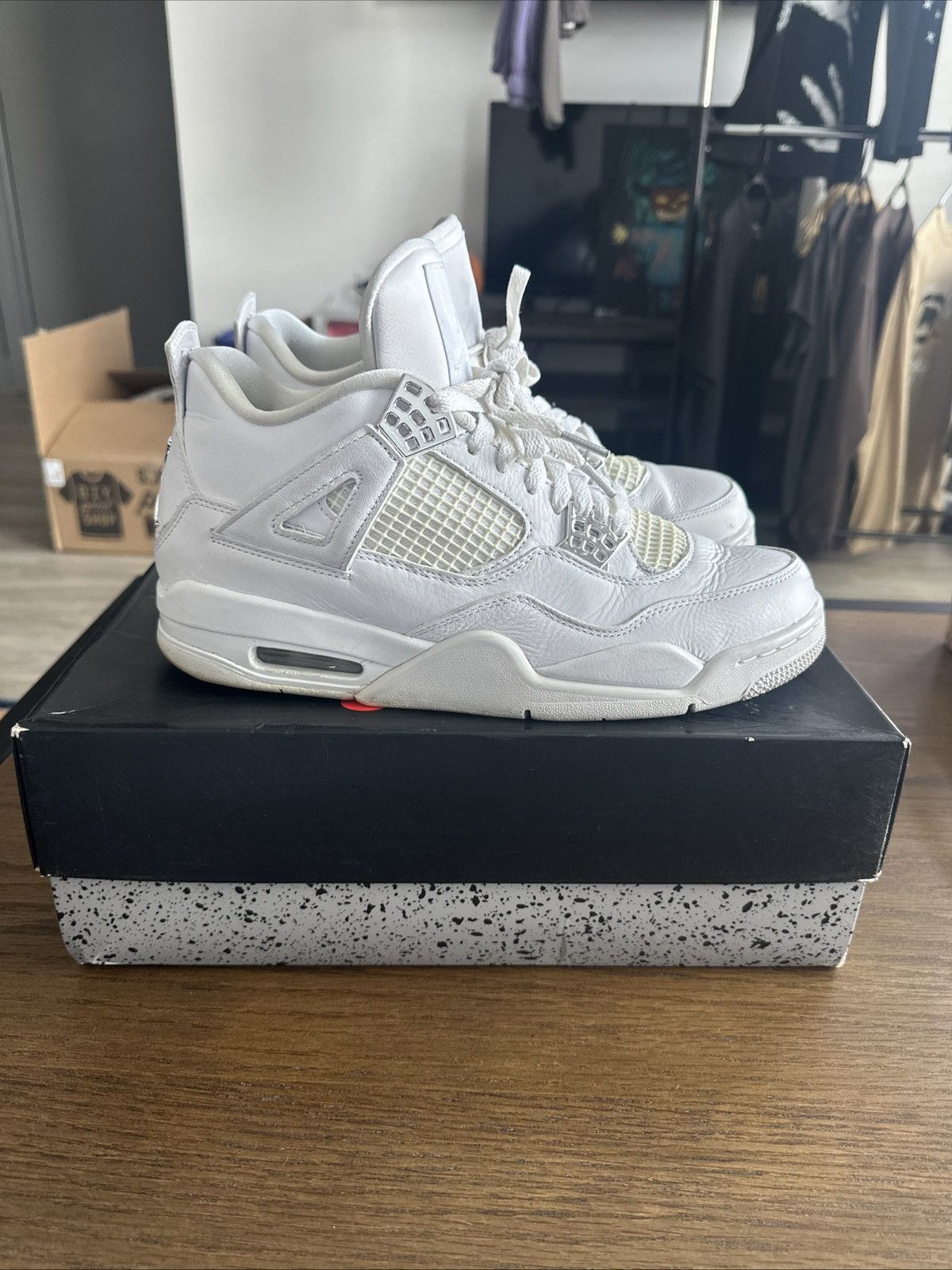 Jordan Brand Jordan Retro 4 Pure Money Size US 9 / EU 42 - 1 Thumbnail