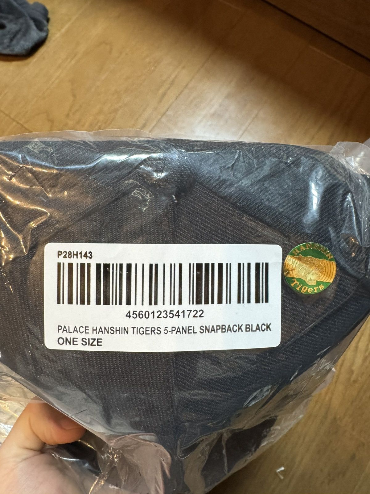 Palace PALACE Osaka exclusive Hanshin Tigers 5 Panel snapback Black Size ONE SIZE - 2 Thumbnail