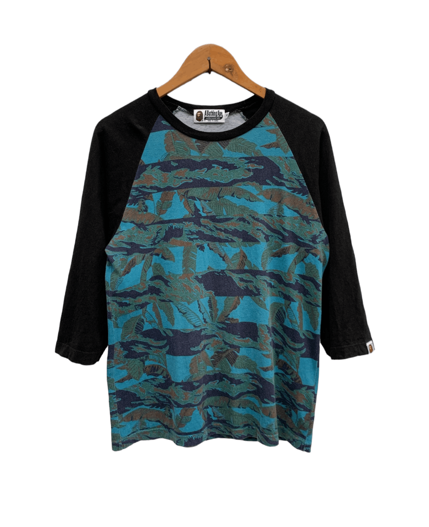 Bape Bape Banana Leaf Camo Raglan 3/4 Tee Size US M / EU 48-50 / 2 - 1 Thumbnail