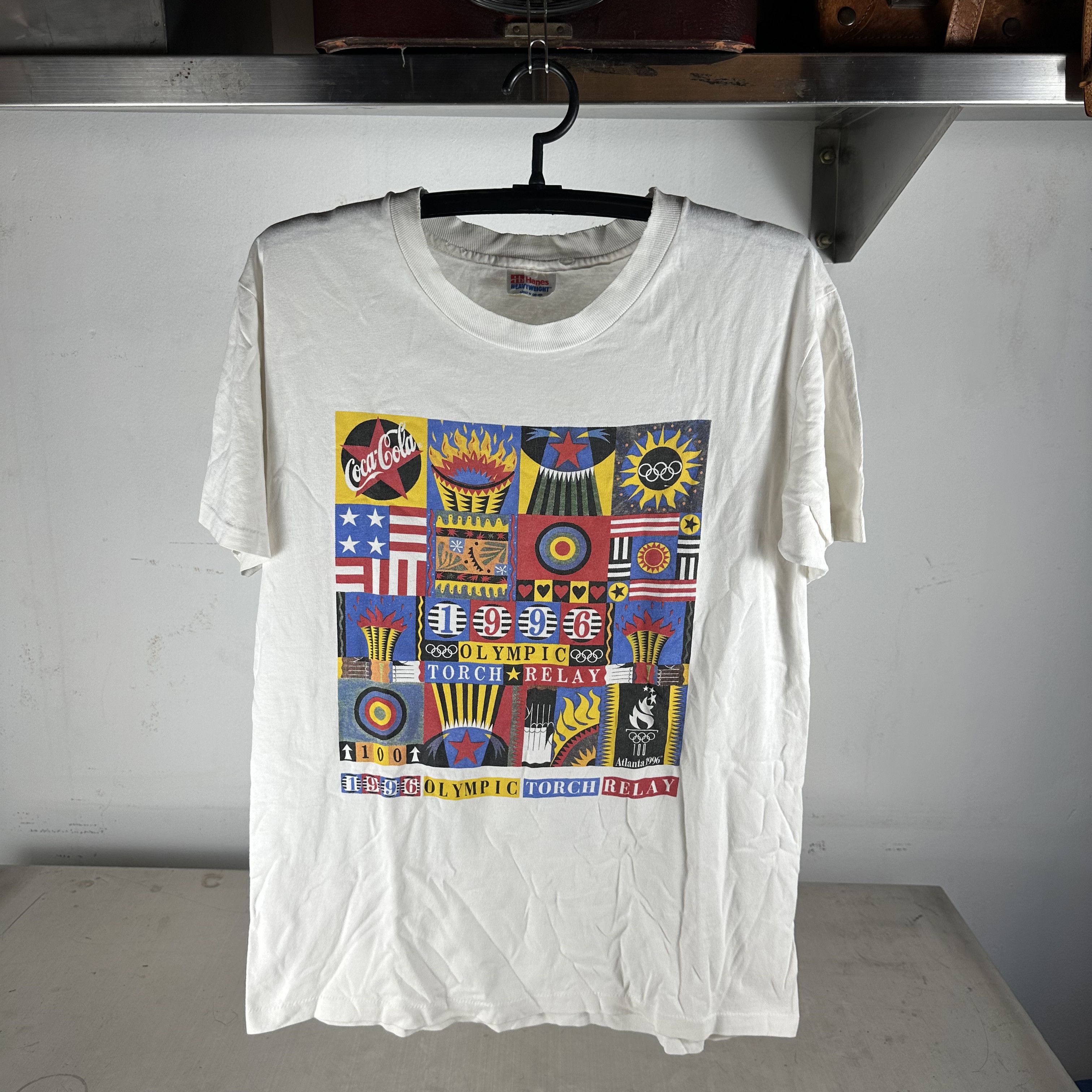 Vintage 1996 Atlanta Olympic Torch Relay Artwork Graphic T-Shirt Size US M / EU 48-50 / 2 - 1 Thumbnail