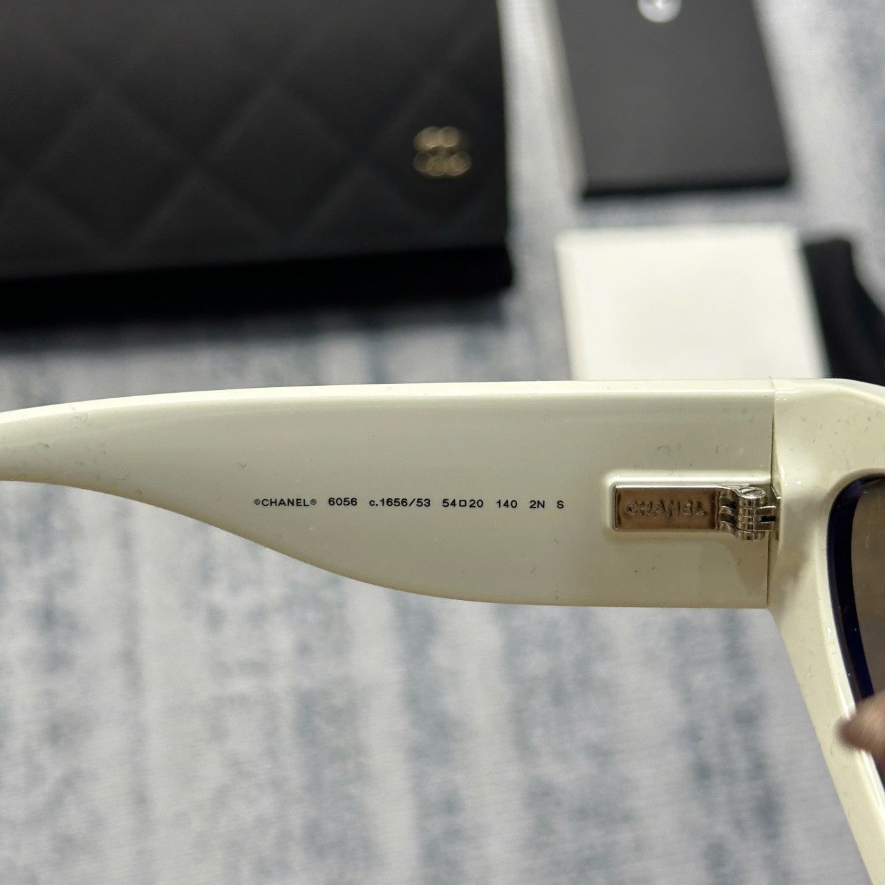 Chanel CHANEL 0CH6056 165653 SUNGLASSES Size ONE SIZE - 11 Thumbnail